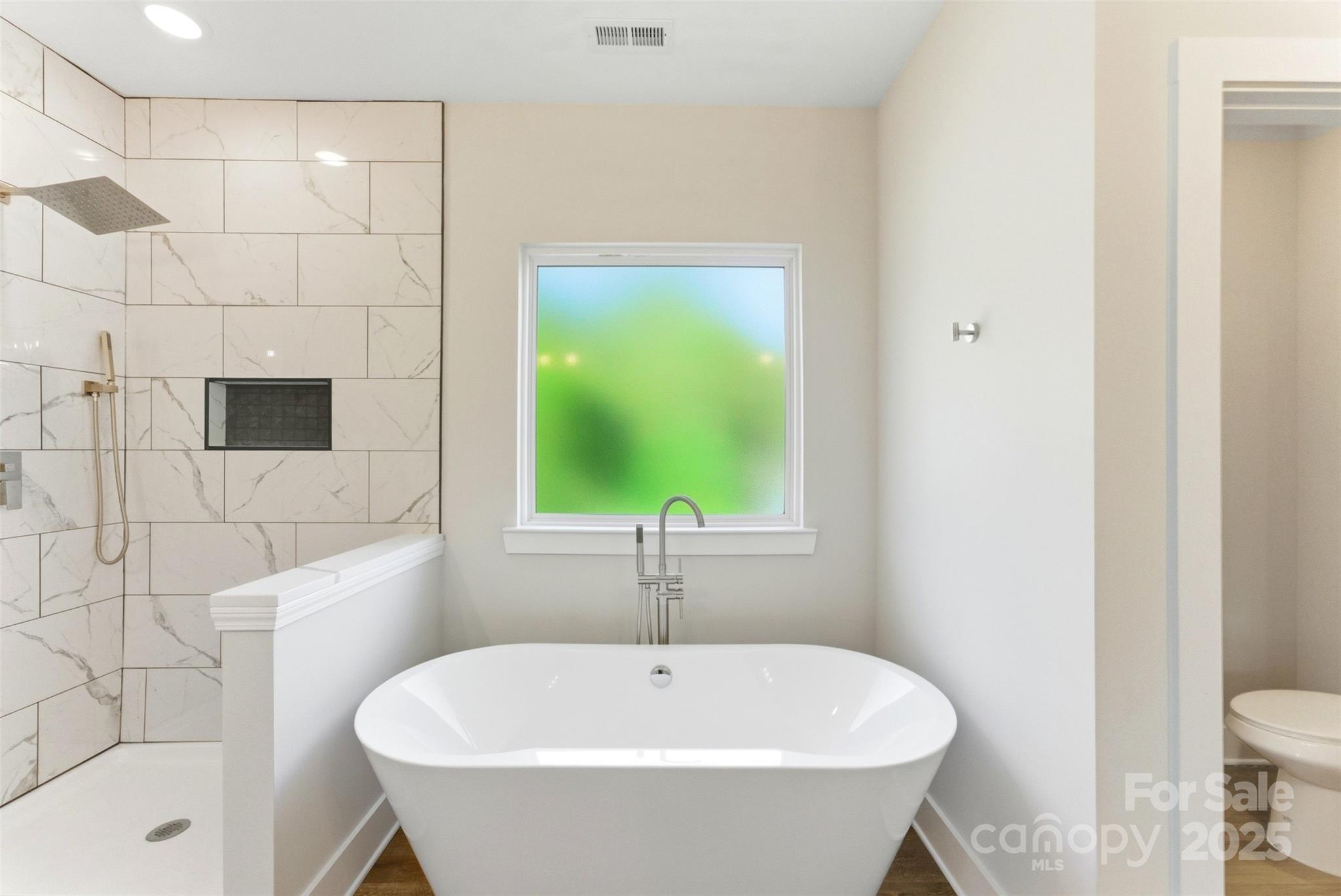 Conover, North Carolina, 28613, United States, 3 Bedrooms Bedrooms, ,2 BathroomsBathrooms,Residential,For Sale,1969077