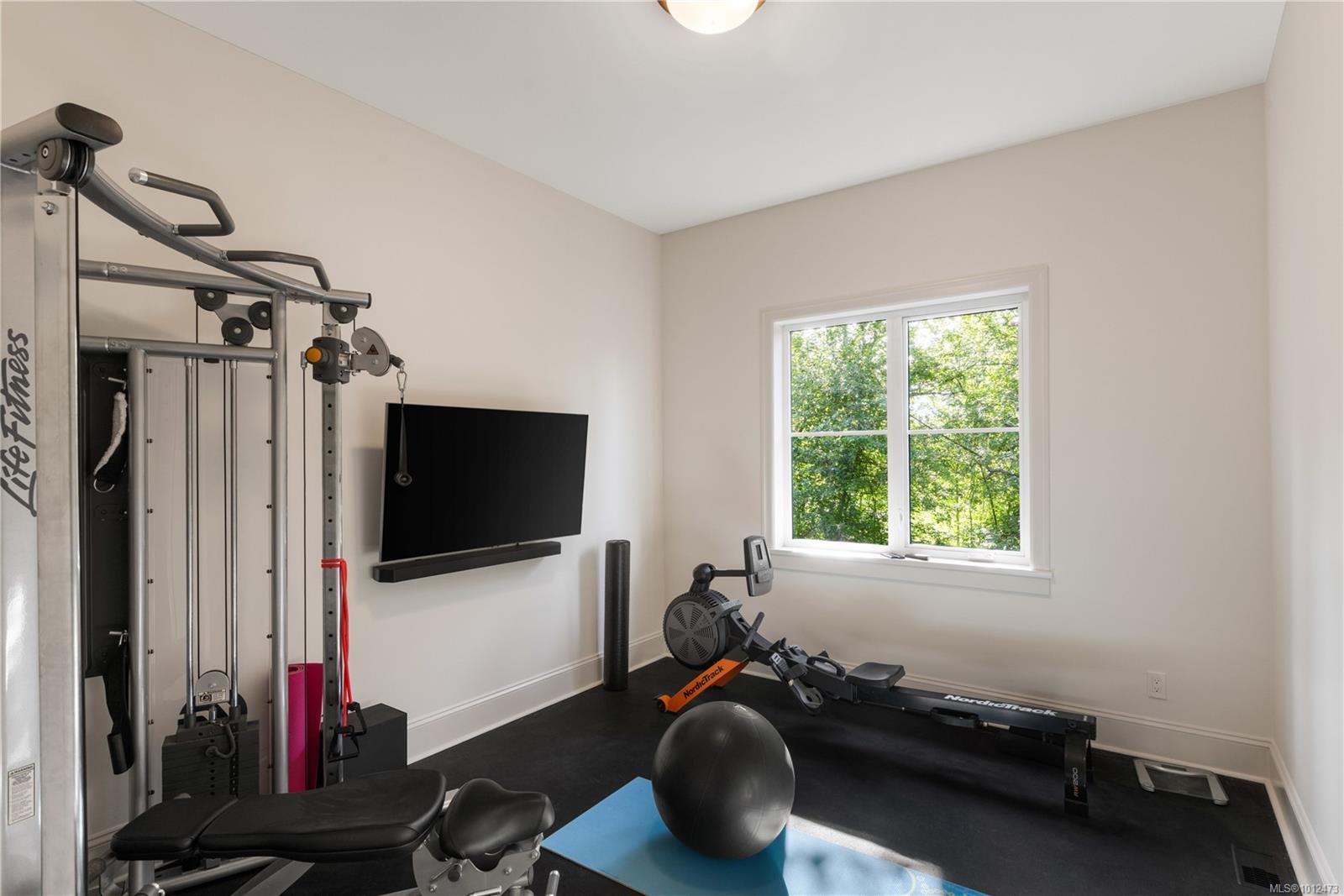 NORTH SAANICH, British Columbia, V8L 5M1, CA, 3 Bedrooms Bedrooms, ,Residential,For Sale,1948339