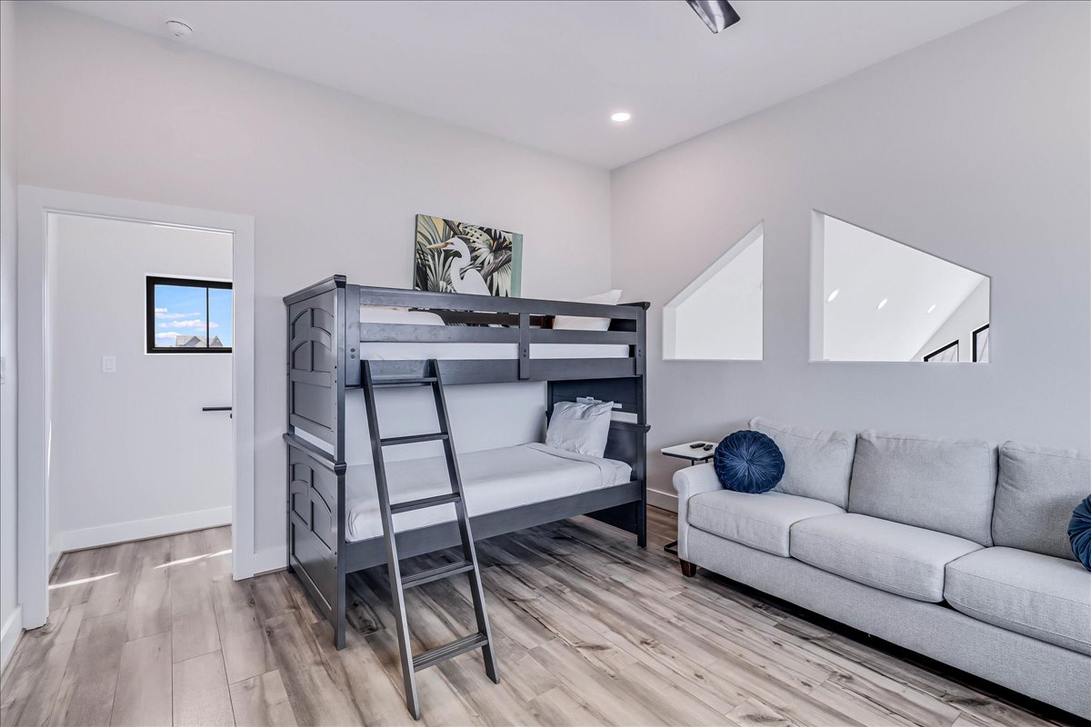 Port Aransas, Texas, 78373, United States, 3 Bedrooms Bedrooms, ,3 BathroomsBathrooms,Residential,For Sale,1979271