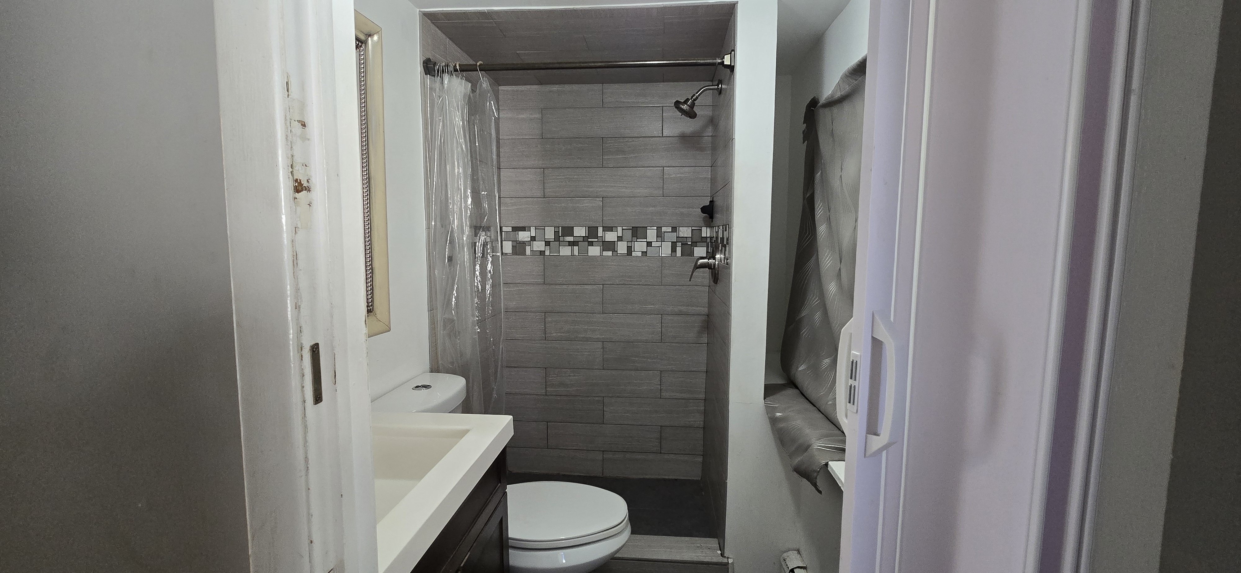 Shirley, New York, 11967, United States, 4 Bedrooms Bedrooms, ,4 BathroomsBathrooms,Residential,For Sale,1924990