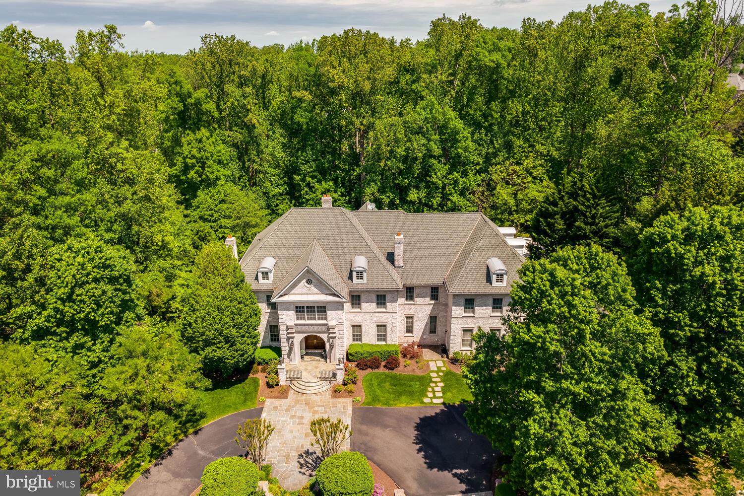 Mclean, Virginia, 22102, United States, 7 Bedrooms Bedrooms, ,10 BathroomsBathrooms,Residential,For Sale,1842537