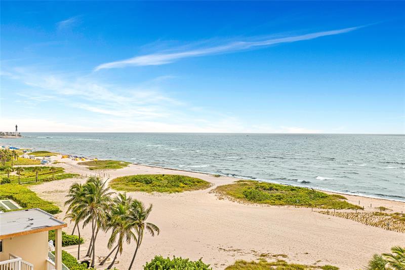 Pompano Beach, Florida, 33062, United States, 3 Bedrooms Bedrooms, ,4 BathroomsBathrooms,Residential,For Sale,1903795
