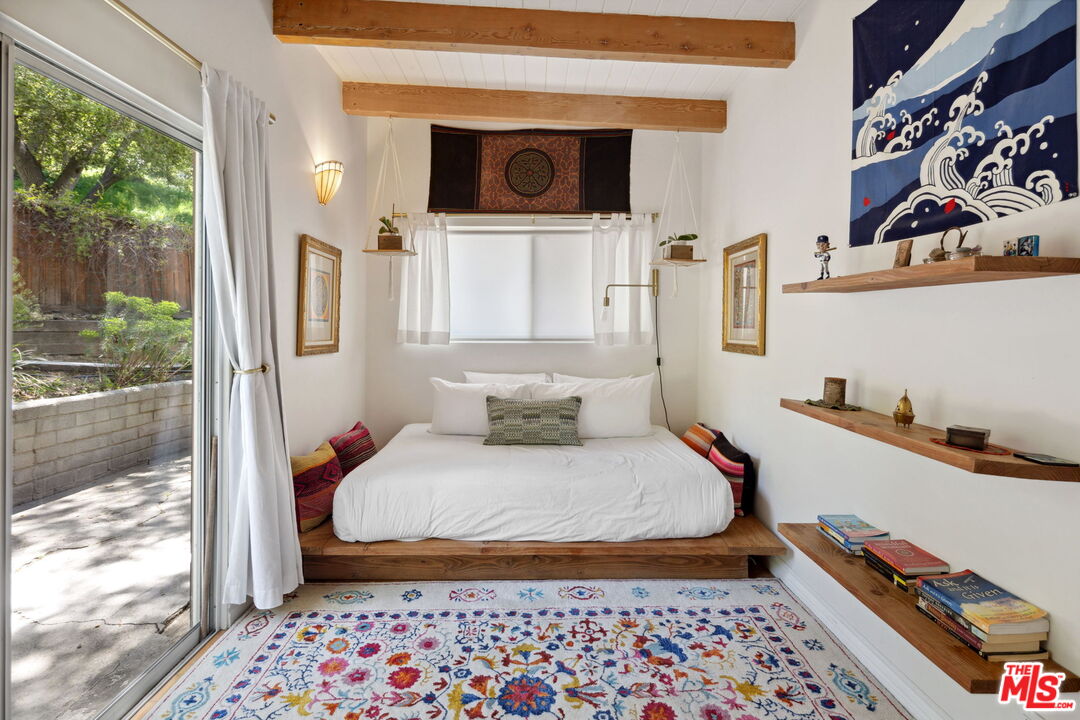 Topanga, California, 90290, United States, 4 Bedrooms Bedrooms, ,3 BathroomsBathrooms,Residential,For Sale,1795536