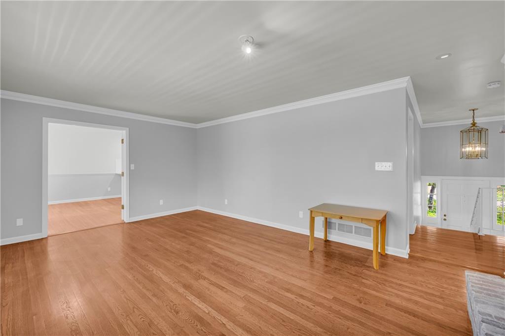 Dunwoody, Georgia, 30338, United States, 4 Bedrooms Bedrooms, ,3 BathroomsBathrooms,Residential,For Sale,1931149