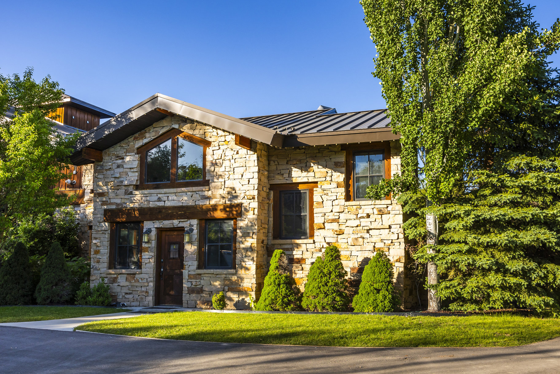  A RARE MODERN MOUNTAIN ESTATE WITH AN EXTRAORDINARY EQUESTRIAN FACILITY - 物件實景