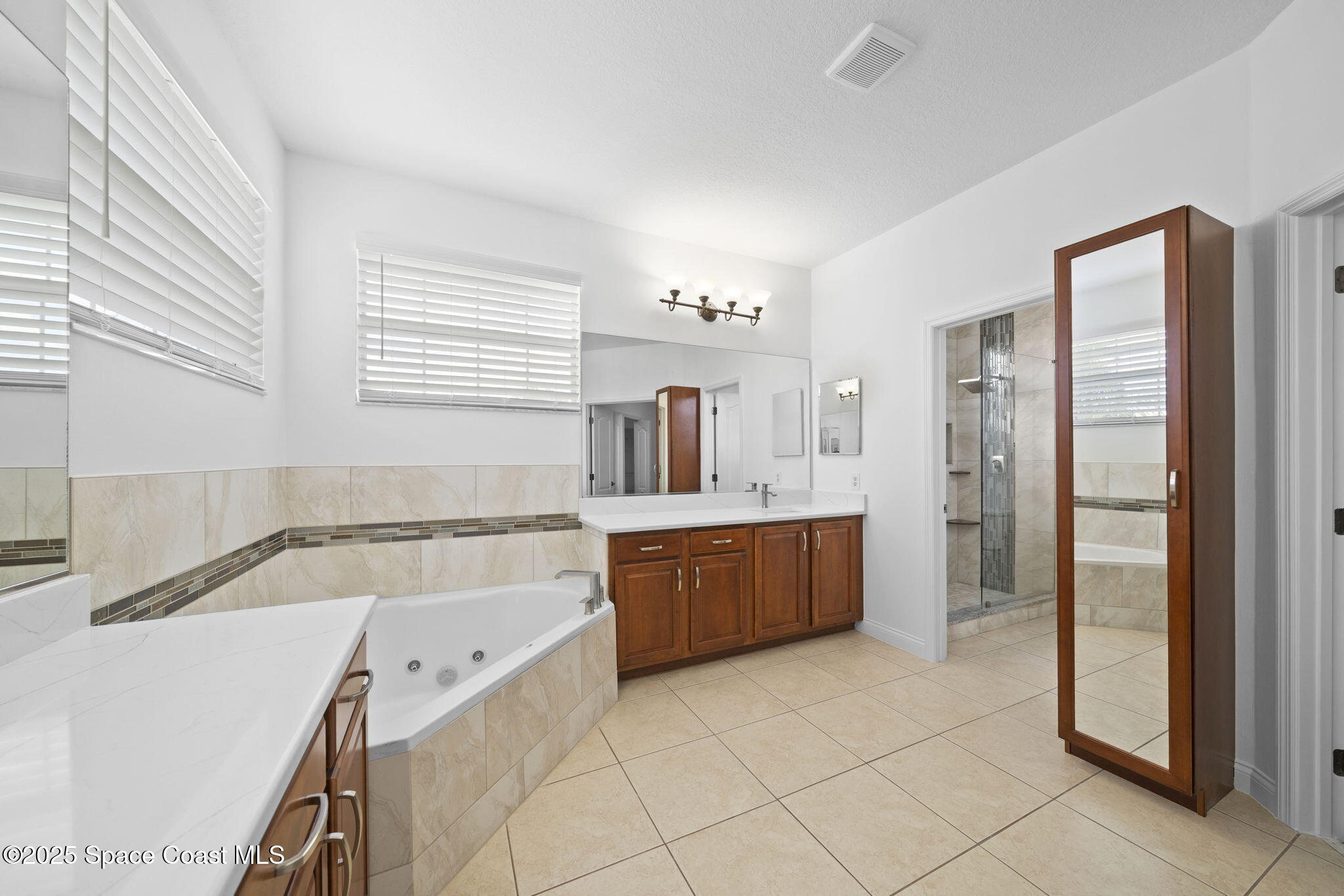 Rockledge, Florida, 32955, United States, 5 Bedrooms Bedrooms, ,3 BathroomsBathrooms,Residential,For Sale,1837606