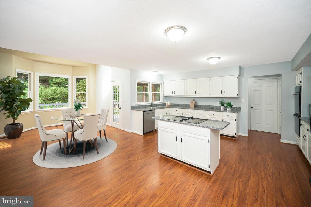 Stafford, Virginia, 22554, United States, 5 Bedrooms Bedrooms, ,4 BathroomsBathrooms,Residential,For Sale,1938309