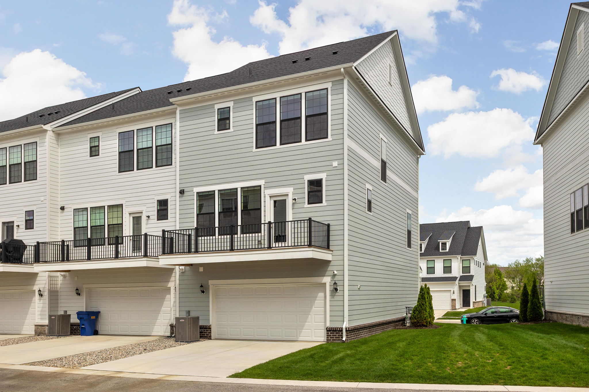  Standout Townhouse with Pond View in Zionsville - 物件實景