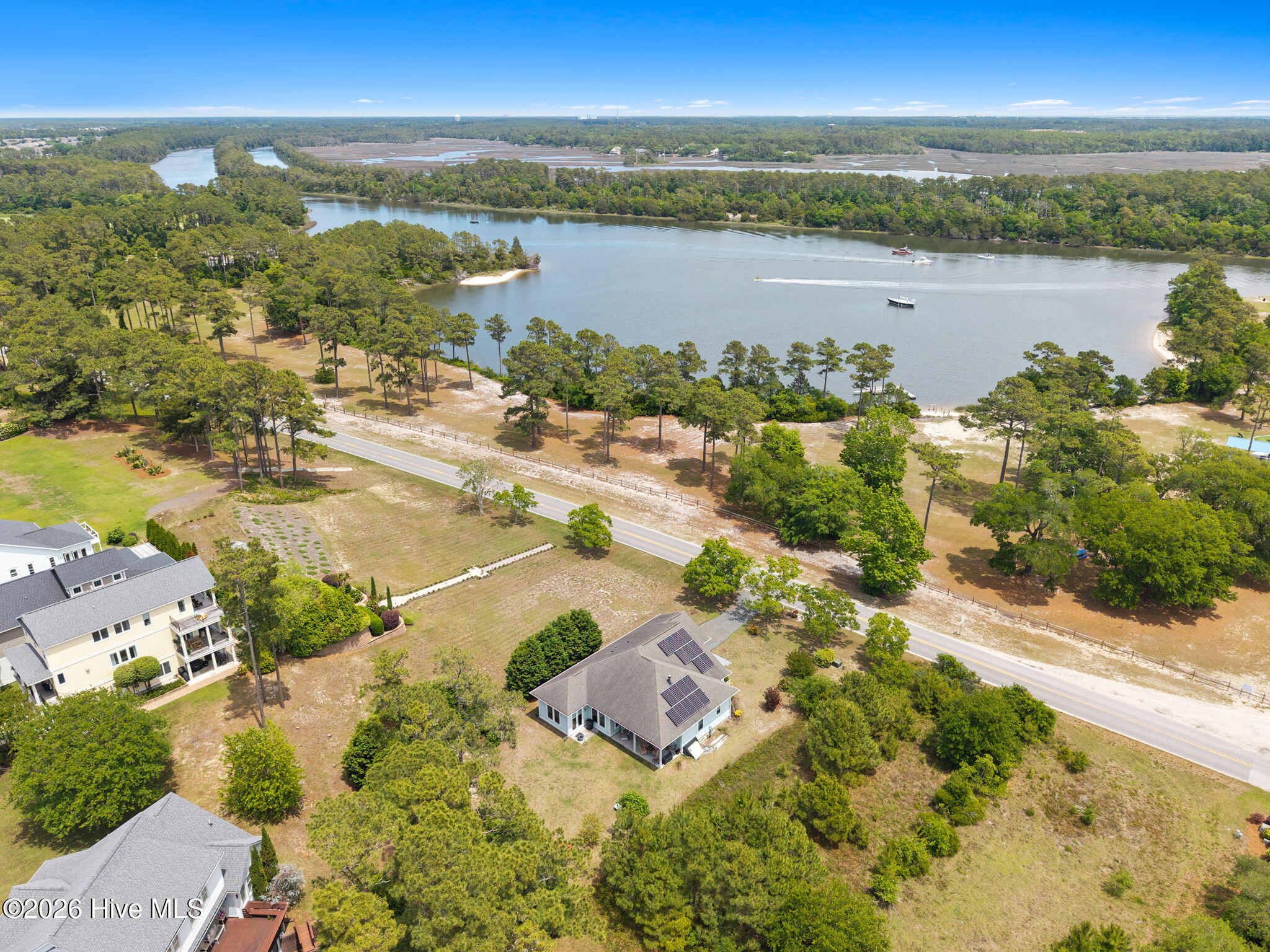 Southport, North Carolina, 28461, United States, 3 Bedrooms Bedrooms, ,2 BathroomsBathrooms,Residential,For Sale,2049453