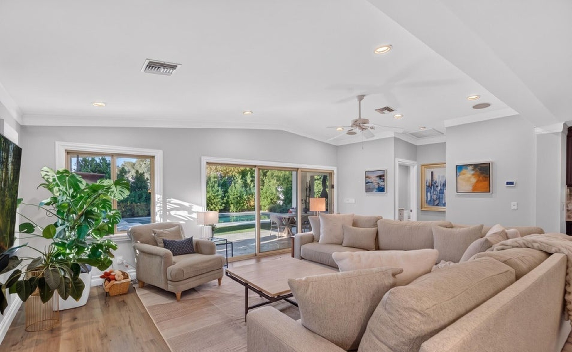  4520 E Earll Dr  Phoenix, AZ - 物件實景
