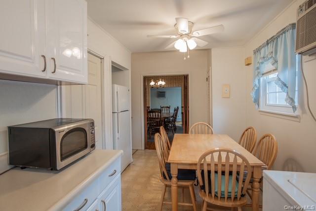 Smithtown, New York, 11787, United States, 3 Bedrooms Bedrooms, ,3 BathroomsBathrooms,Residential,For Sale,1992128