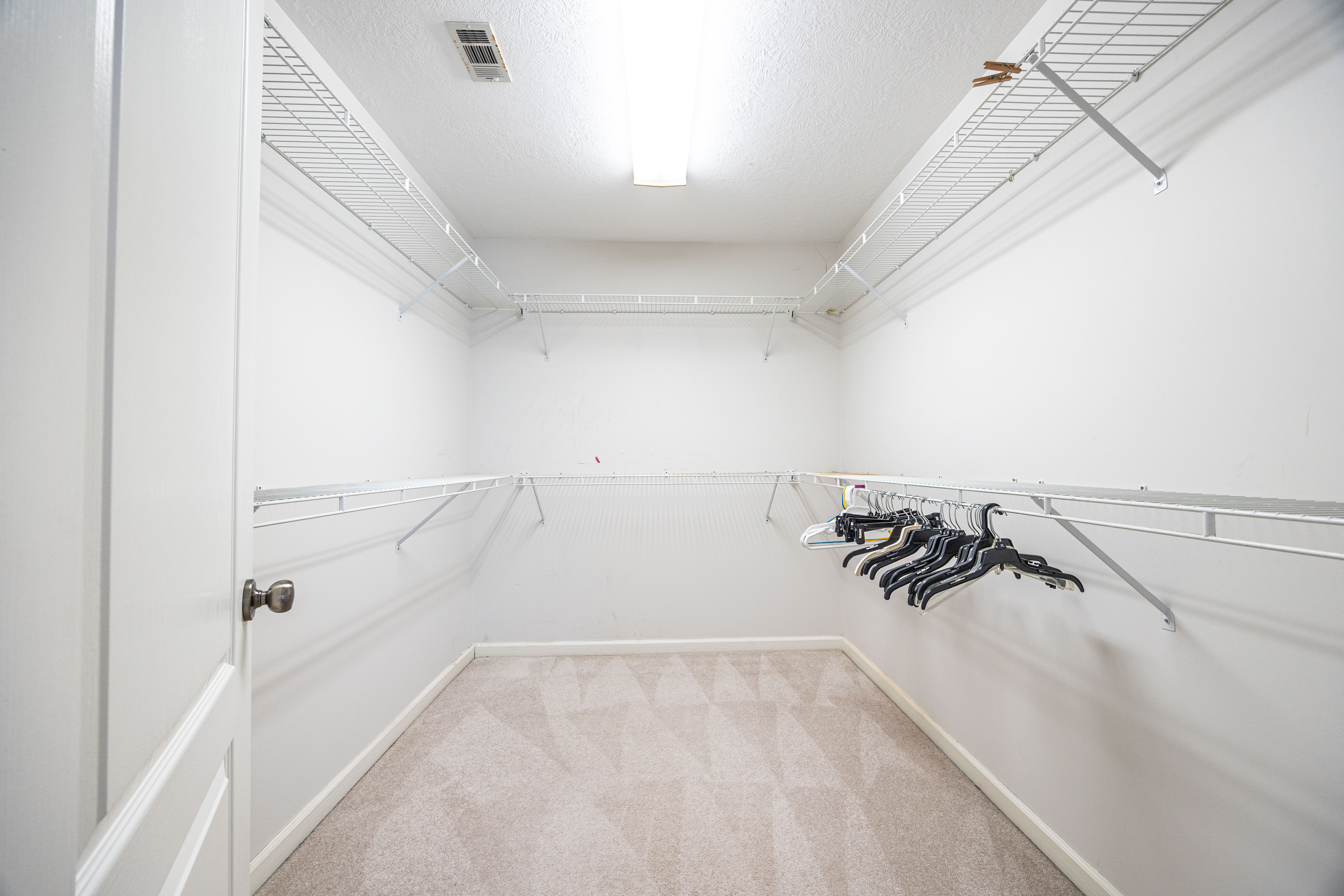 LAKE CITY, Florida, 32024, United States, 3 Bedrooms Bedrooms, ,2 BathroomsBathrooms,Residential,For Sale,1948883