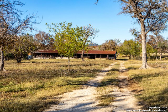 46 Fm 1621, Comfort, Texas, 78013, United States, 2 Bedrooms Bedrooms, ,1 BathroomBathrooms,Residential,For Sale,46 Fm 1621,1554770