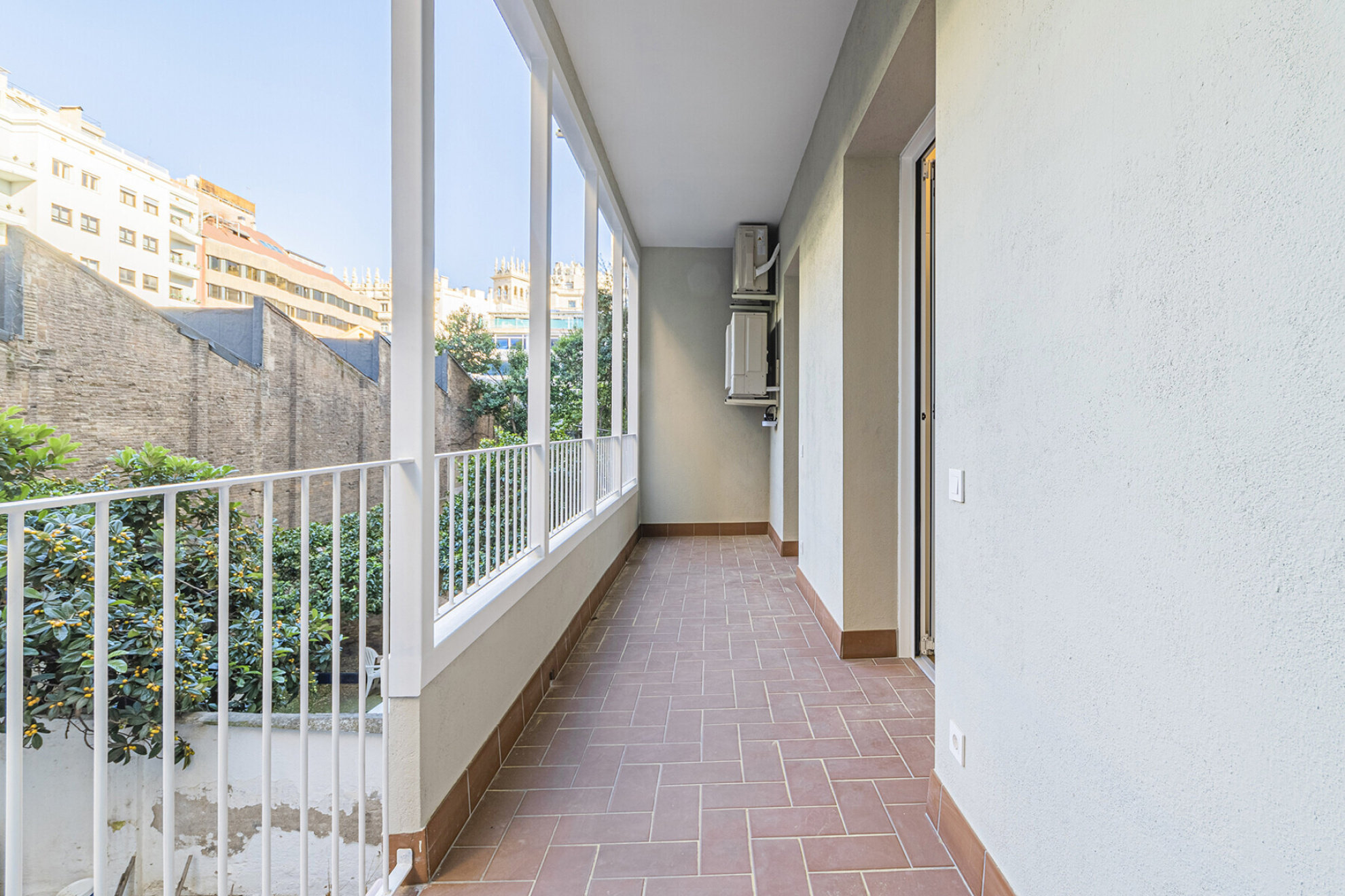  Elegant refurbished 5 bedroom apartment with terrace in Galvany - 物件實景