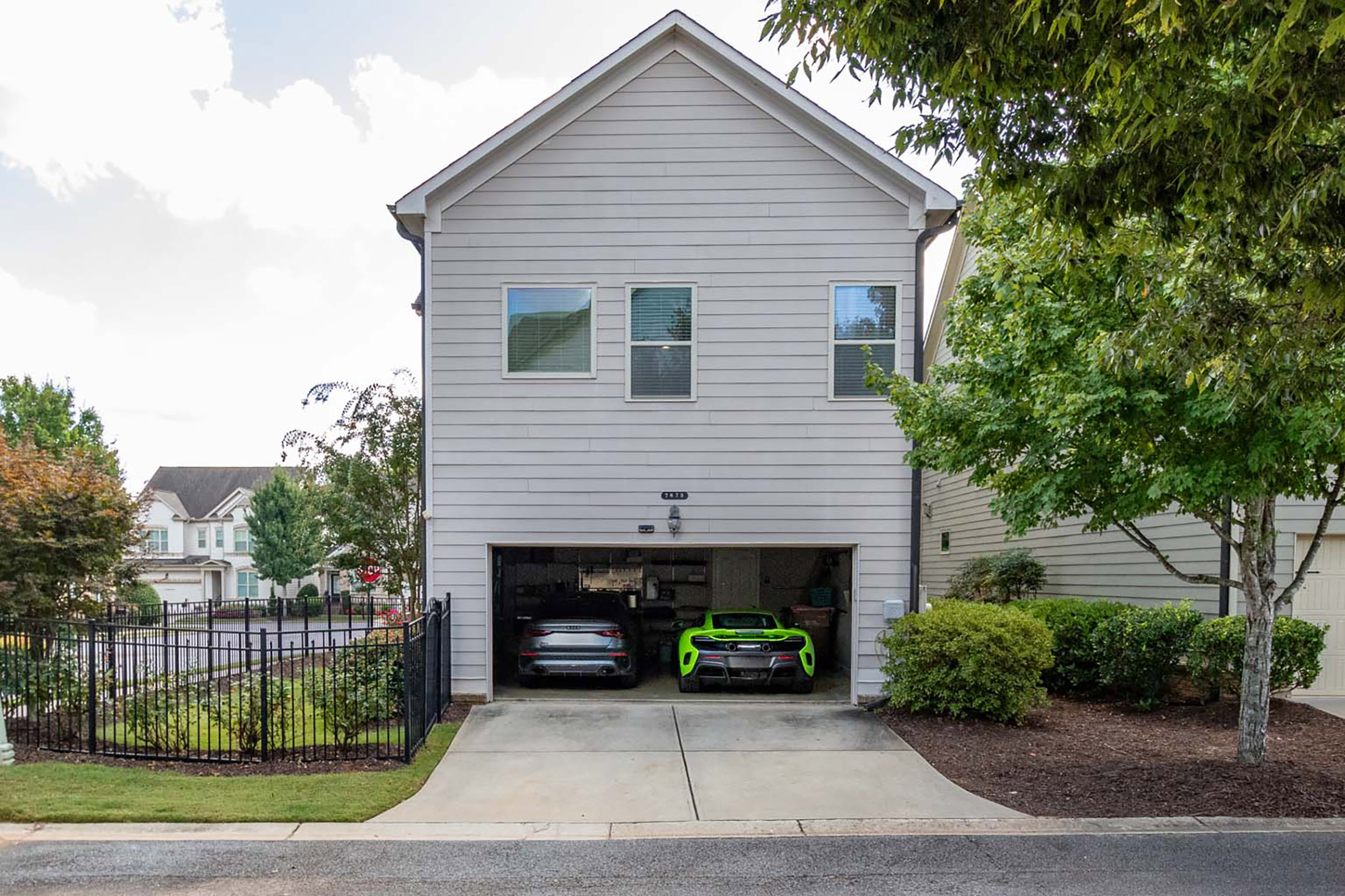  Four-Bedroom Brick Corner Lot in Jamestown - 物件實景