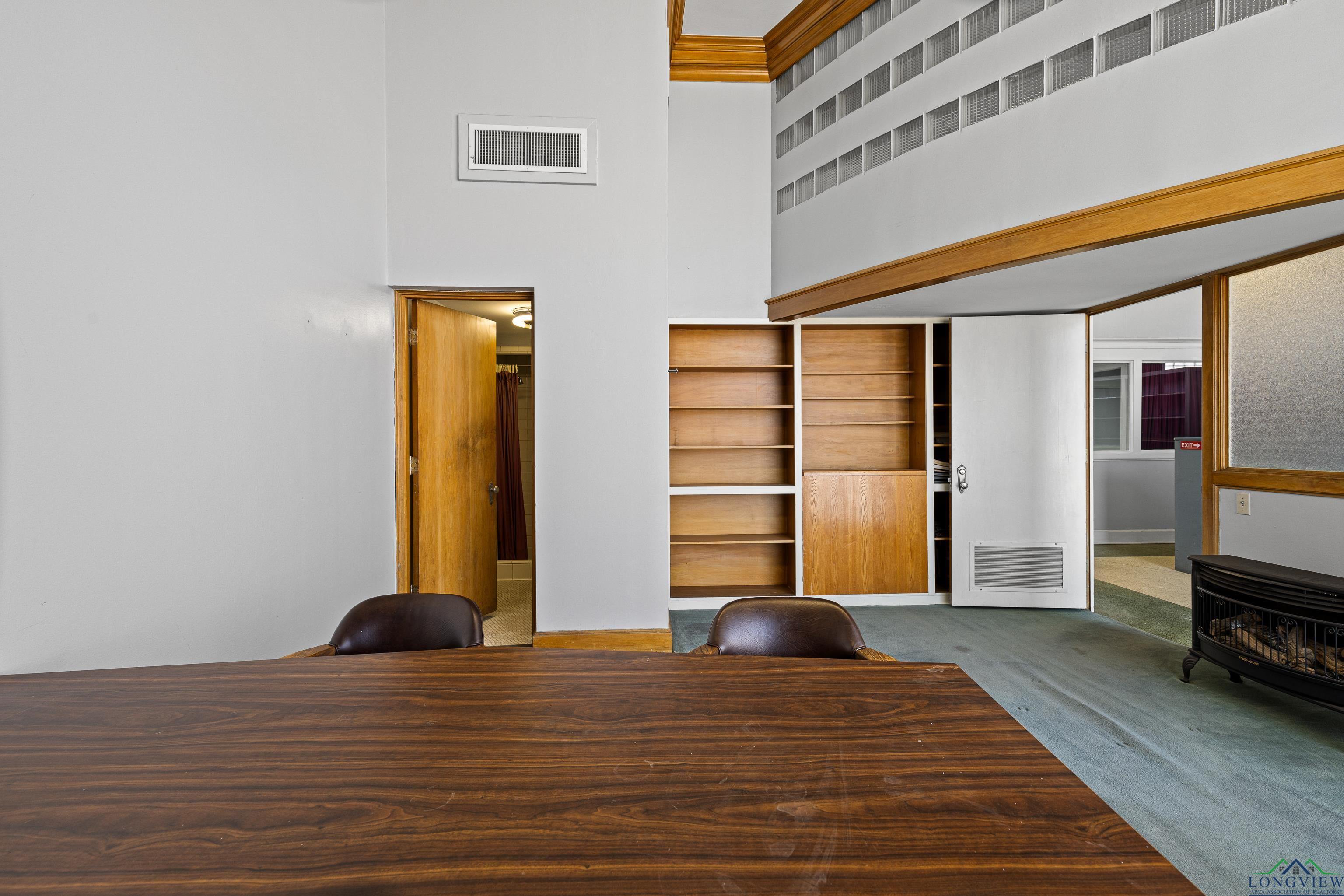 Kilgore, Texas, 75662, United States, ,Residential,For Sale,1988991