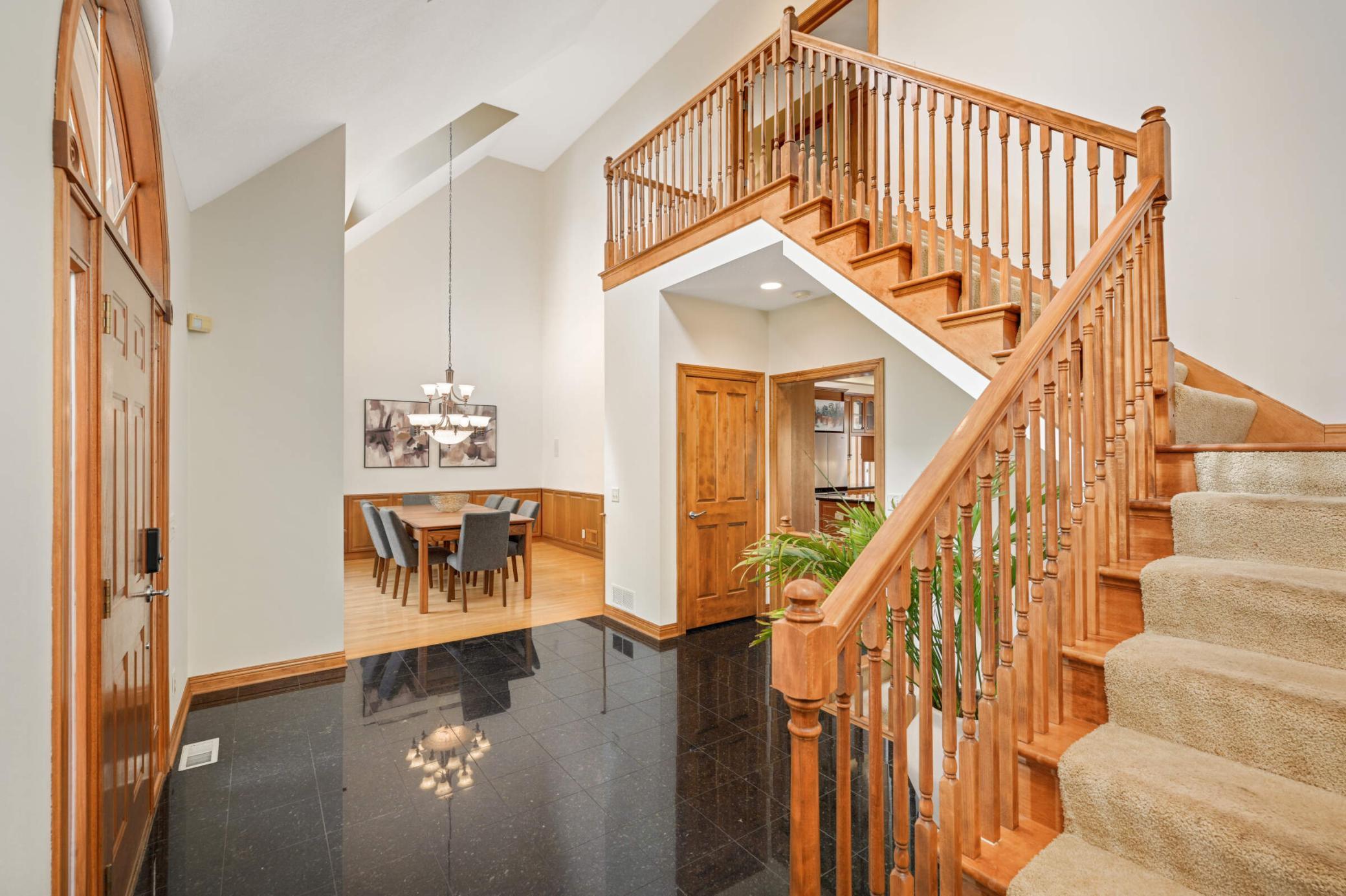 Woodbury, Minnesota, 55129, United States, 5 Bedrooms Bedrooms, ,5 BathroomsBathrooms,Residential,For Sale,1989522