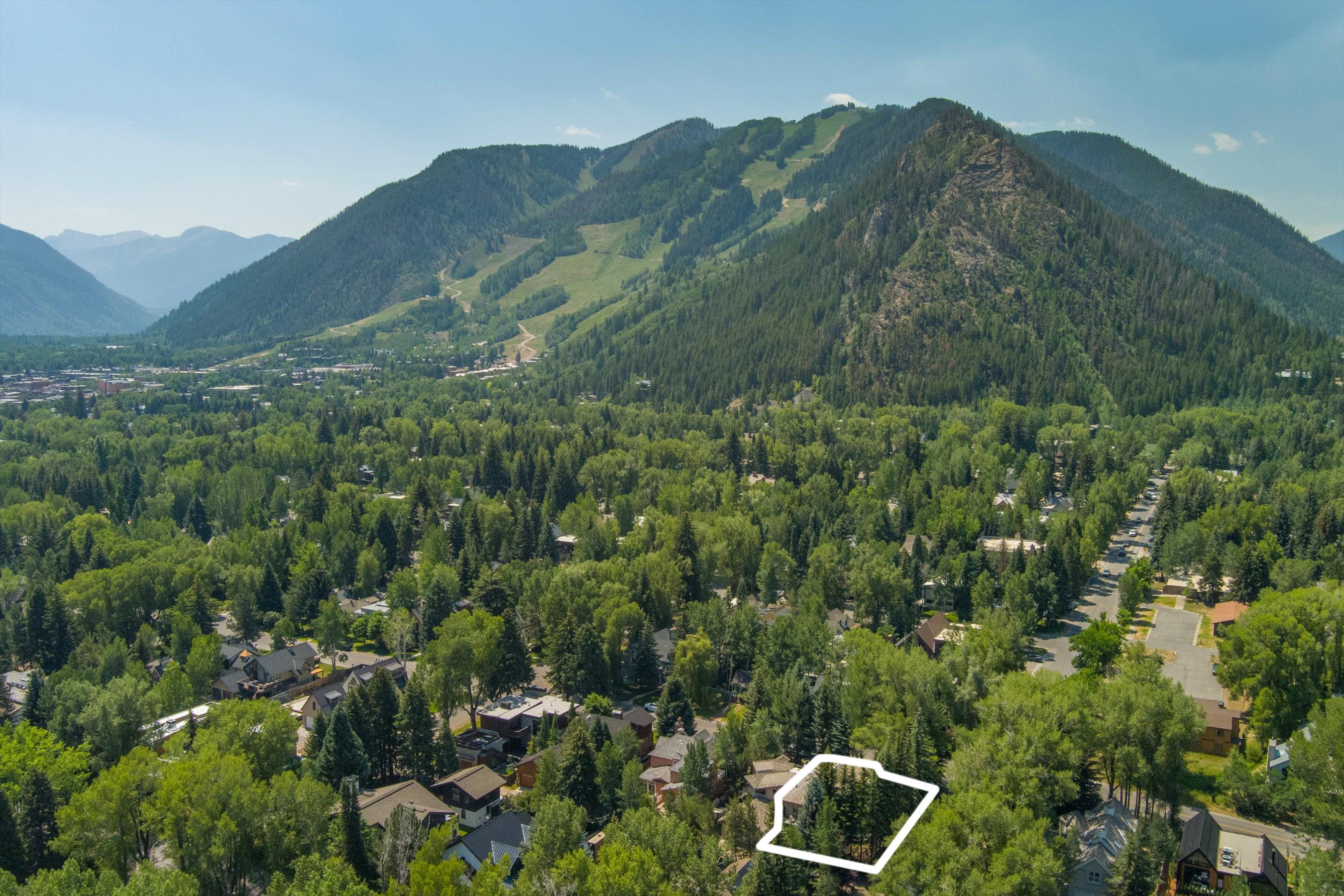  736 W Smuggler Street, Aspen, CO, 81611 - 物件實景