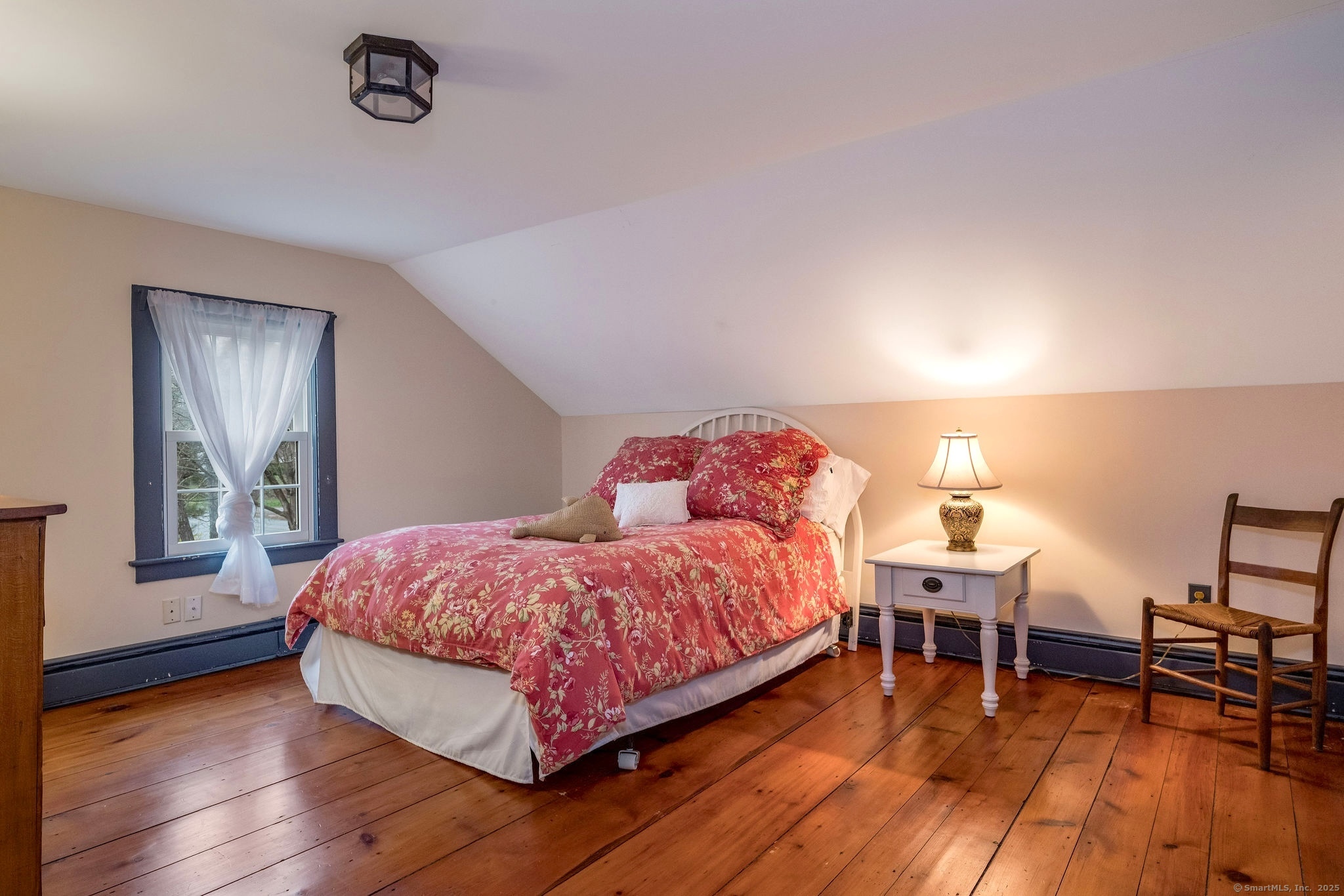 Old Lyme, Connecticut, 06371, United States, 4 Bedrooms Bedrooms, ,2 BathroomsBathrooms,Residential,For Sale,1998441