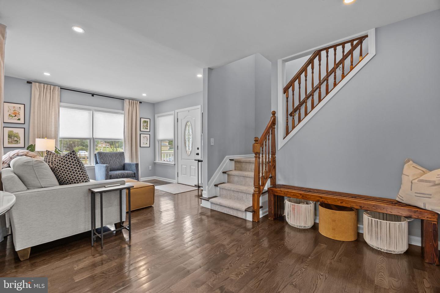 Pennington, New Jersey, 08534, United States, 4 Bedrooms Bedrooms, ,2 BathroomsBathrooms,Residential,For Sale,1940207