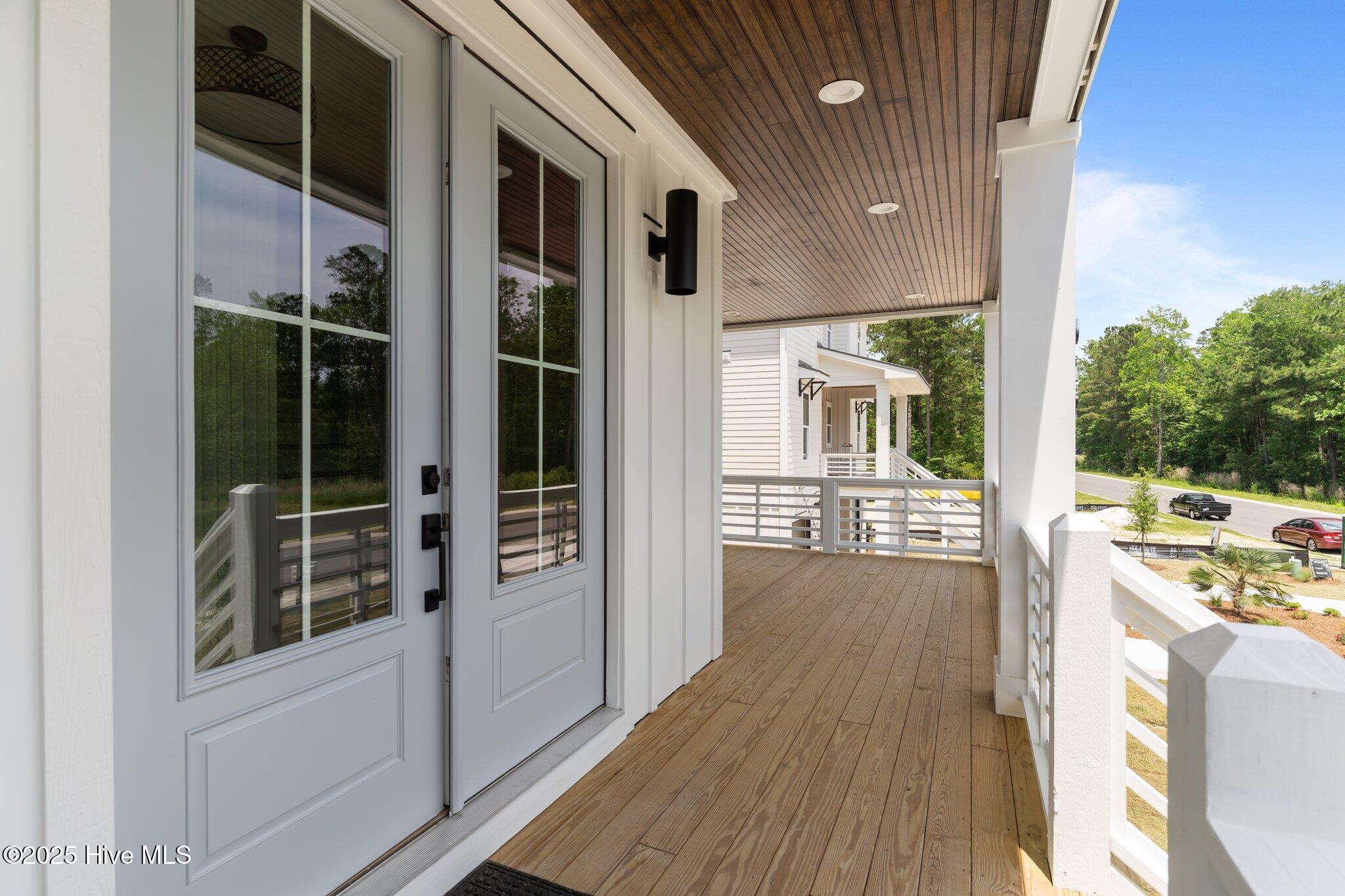 Wilmington, North Carolina, 28411, United States, 4 Bedrooms Bedrooms, ,4 BathroomsBathrooms,Residential,For Sale,1979455