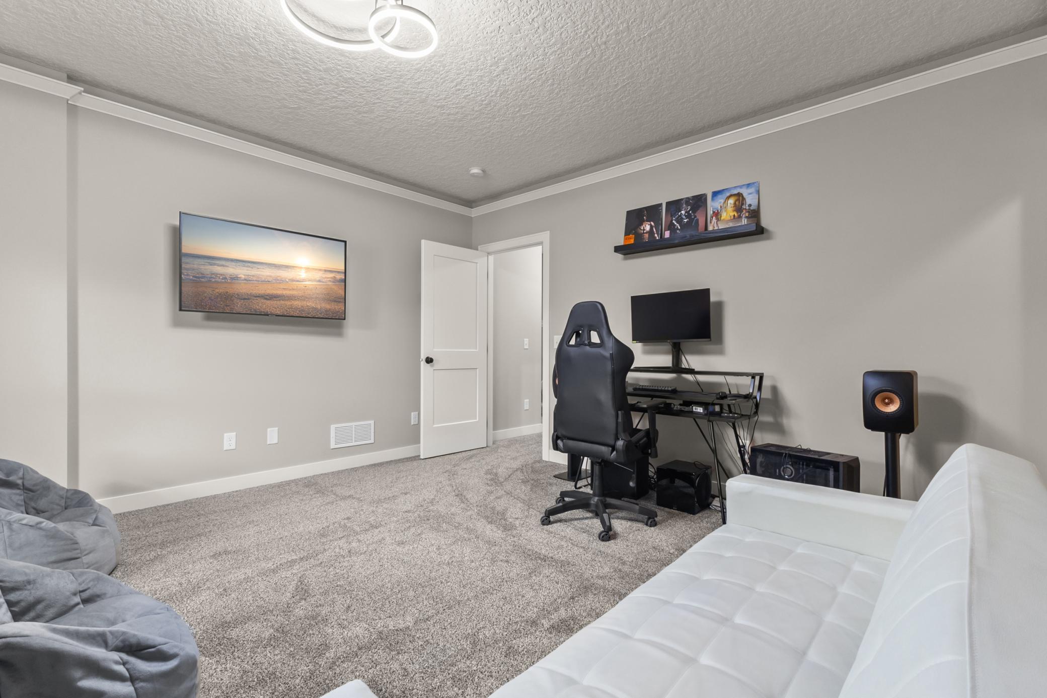 Dayton, Minnesota, 55327, United States, 5 Bedrooms Bedrooms, ,3 BathroomsBathrooms,Residential,For Sale,2001917