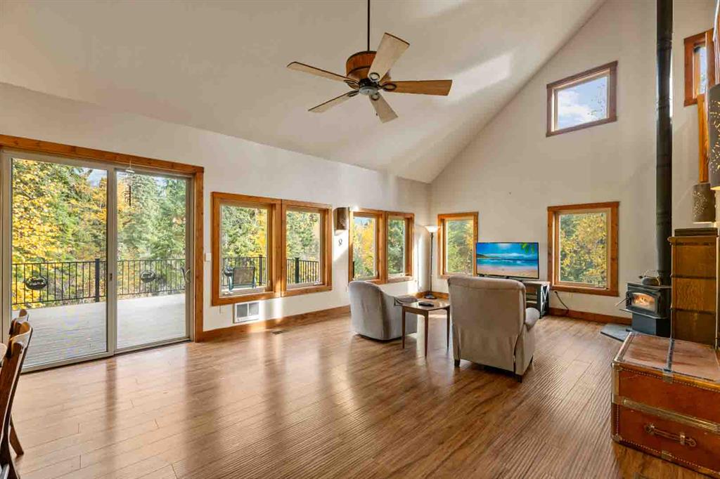 Bigfork, Montana, 59911, United States, 3 Bedrooms Bedrooms, ,2 BathroomsBathrooms,Residential,For Sale,1977128