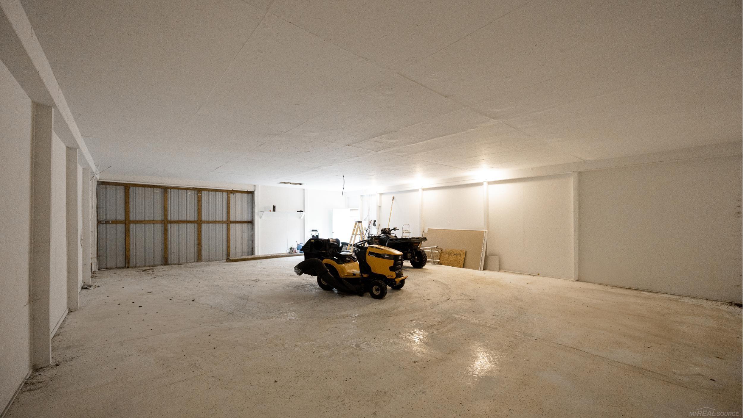 Columbus, Michigan, 48063, United States, 3 Bedrooms Bedrooms, ,3 BathroomsBathrooms,Residential,For Sale,1974296