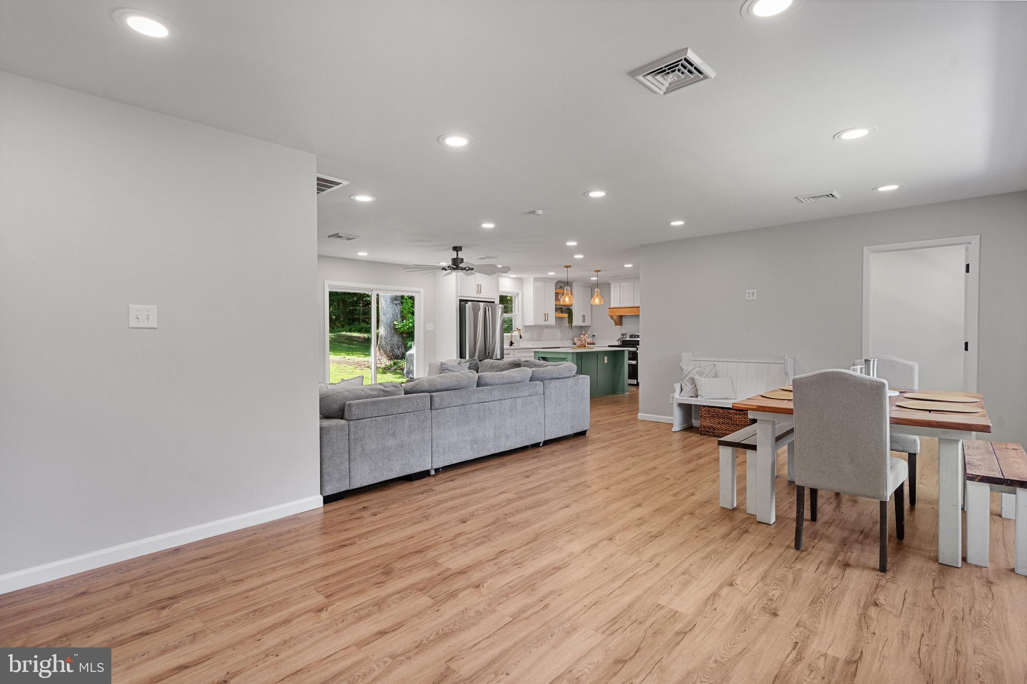 Hollywood, Maryland, 20636, United States, 3 Bedrooms Bedrooms, ,2 BathroomsBathrooms,Residential,For Sale,1935690