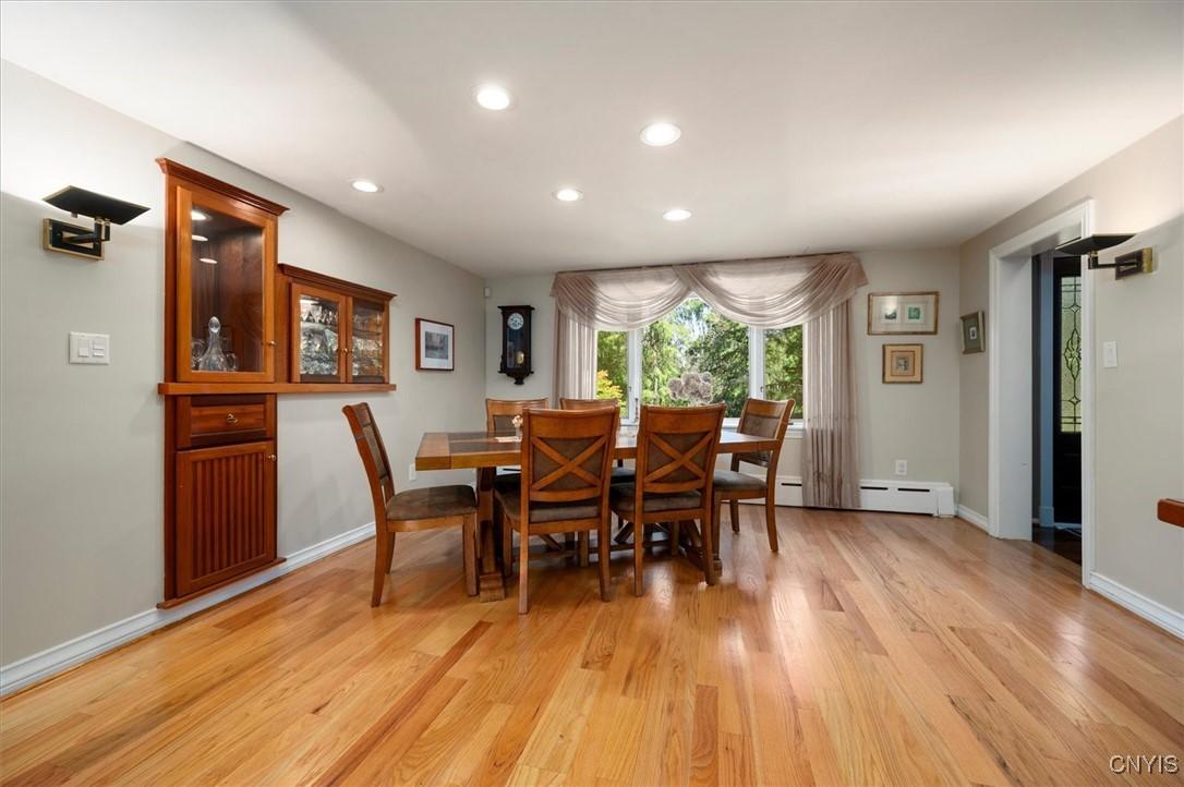 Frankfort, New York, 13413, United States, 5 Bedrooms Bedrooms, ,3 BathroomsBathrooms,Residential,For Sale,1939767