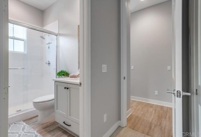 San Marcos, California, 92069, United States, 4 Bedrooms Bedrooms, ,5 BathroomsBathrooms,Residential,For Sale,1987036