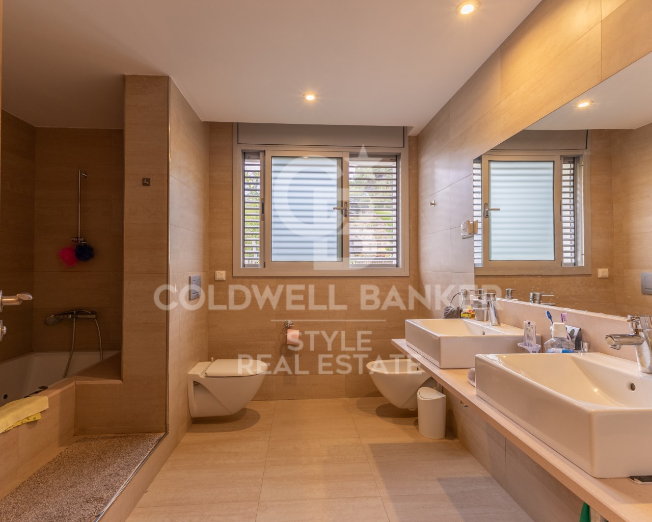 Calle Pinetons Barcelona, Cabrils, Cabrils Barcelo, Cabrils, Catalonia, 08348, ES, 5 Bedrooms Bedrooms, ,4 BathroomsBathrooms,Residential,For Sale,Calle Pinetons Barcelona, Cabrils, Cabrils Barcelo,1537143
