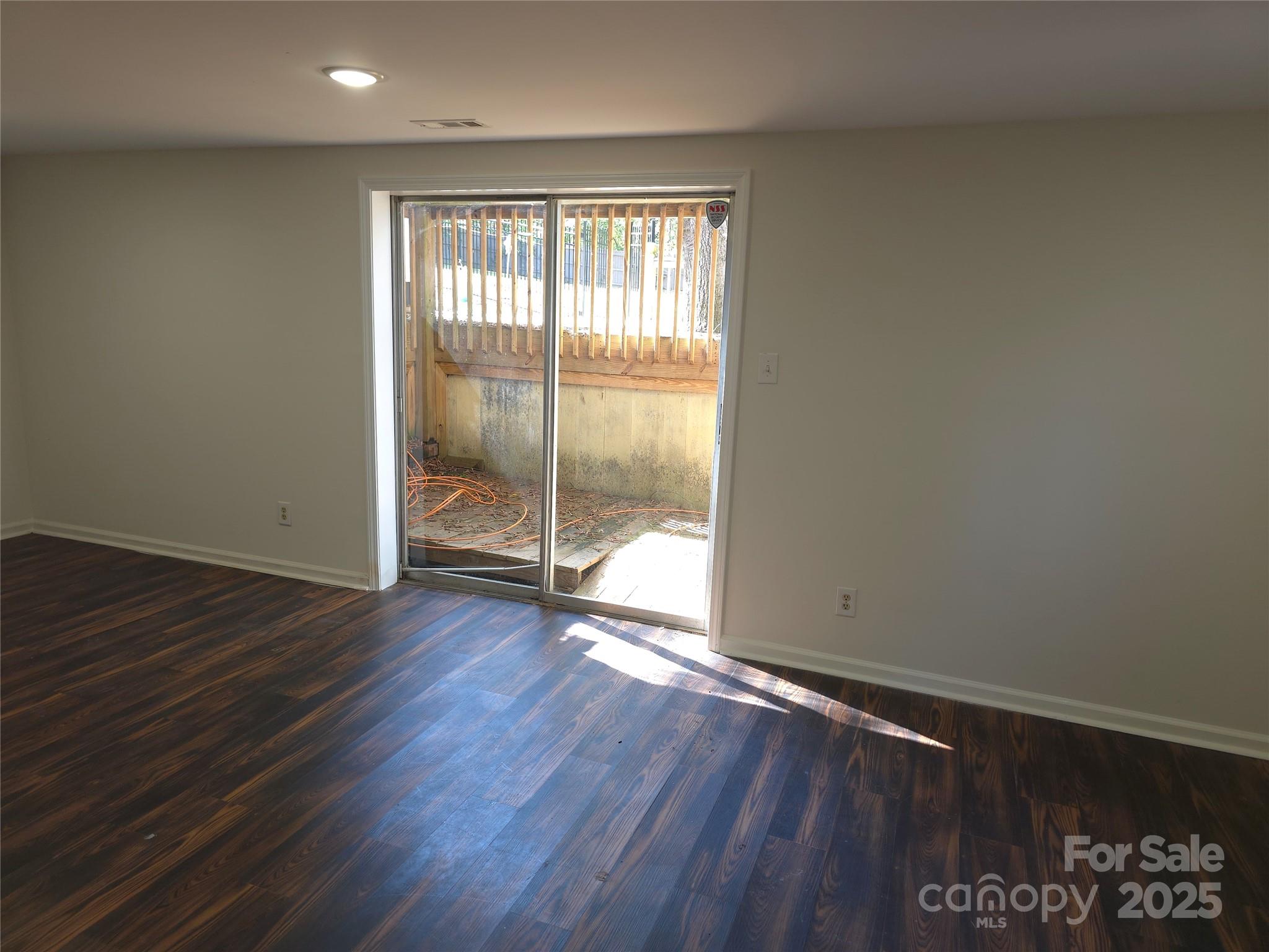 Salisbury, North Carolina, 28144, United States, 5 Bedrooms Bedrooms, ,3 BathroomsBathrooms,Residential,For Sale,1955338