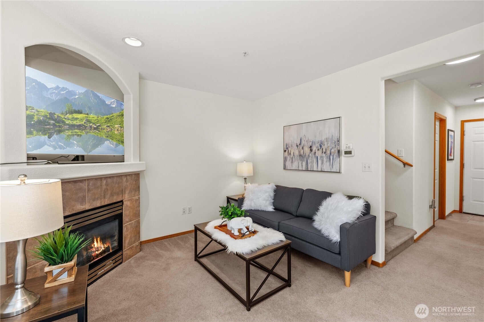 Everett, Washington, 98204, United States, 3 Bedrooms Bedrooms, ,3 BathroomsBathrooms,Residential,For Sale,1930415