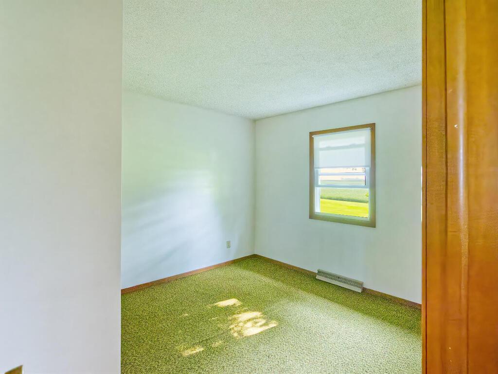 Winsted, Minnesota, 55395, United States, 2 Bedrooms Bedrooms, ,1 BathroomBathrooms,Residential,For Sale,1979675