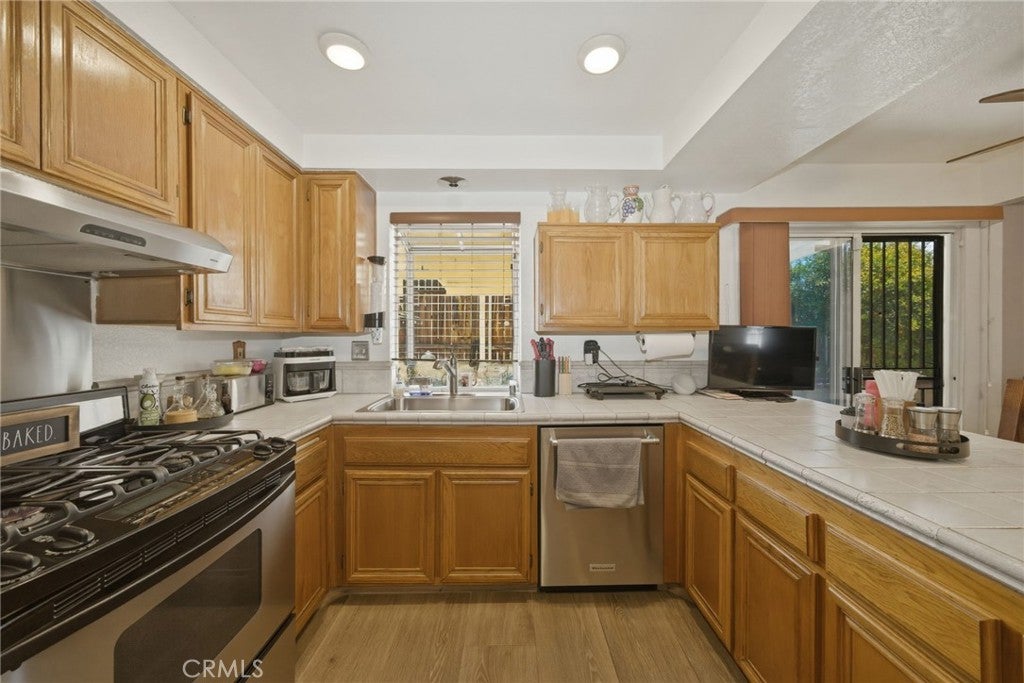 Moreno Valley, California, 92557, United States, 3 Bedrooms Bedrooms, ,2 BathroomsBathrooms,Residential,For Sale,2040659