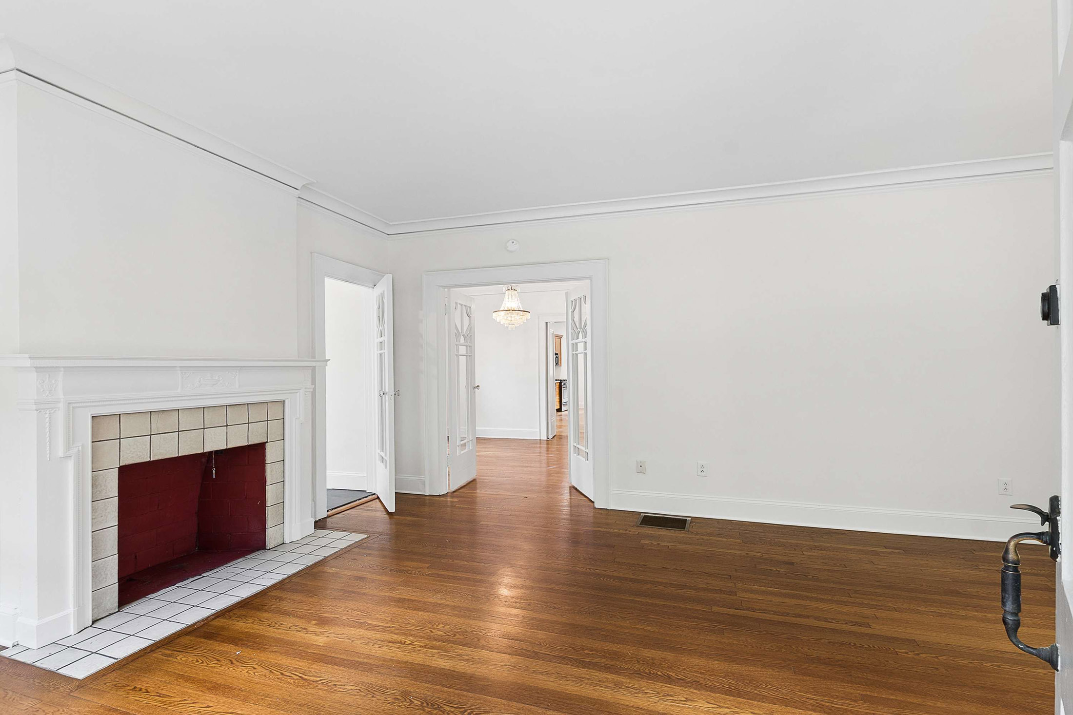  Charming 1930 Craftsman Bungalow in an Unbeatable Virginia Highland Location - 物件實景