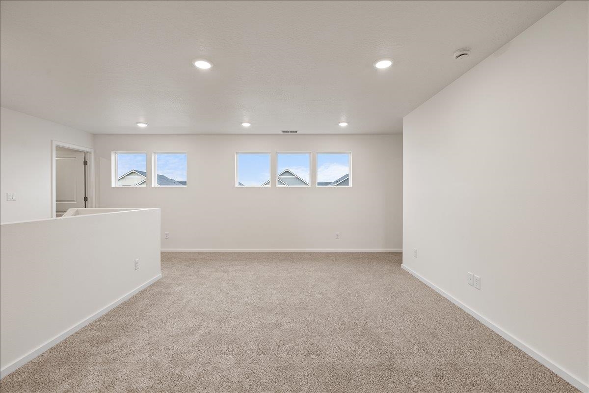 Deer Park, Washington, 99006, United States, 5 Bedrooms Bedrooms, ,2 BathroomsBathrooms,Residential,For Sale,1956687