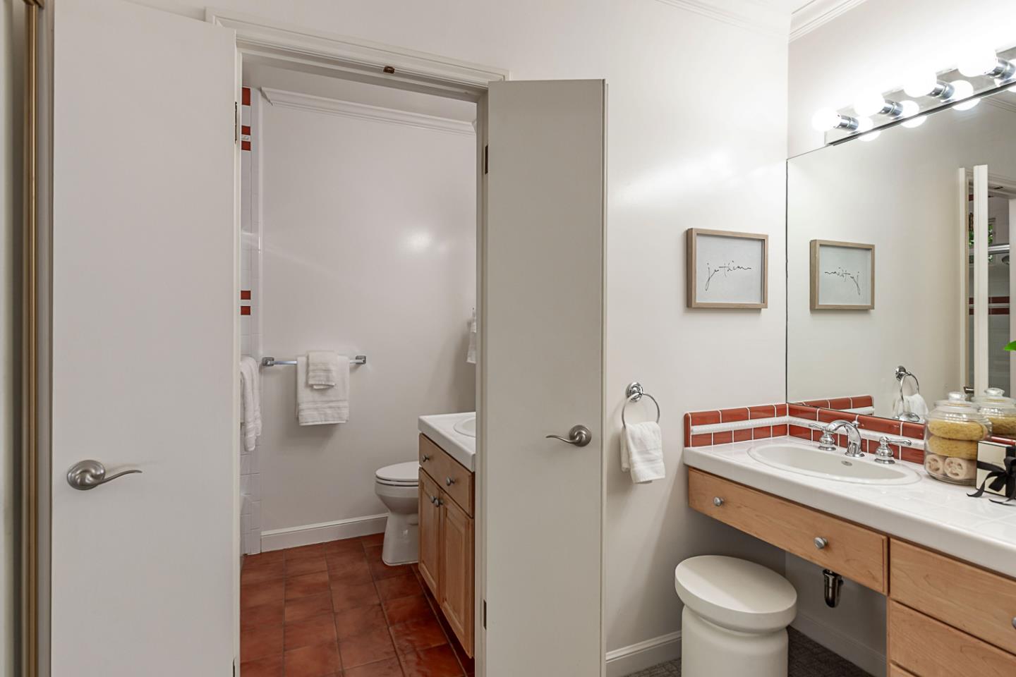 San Mateo, California, 94402, United States, 5 Bedrooms Bedrooms, ,4 BathroomsBathrooms,Residential,For Sale,1901144
