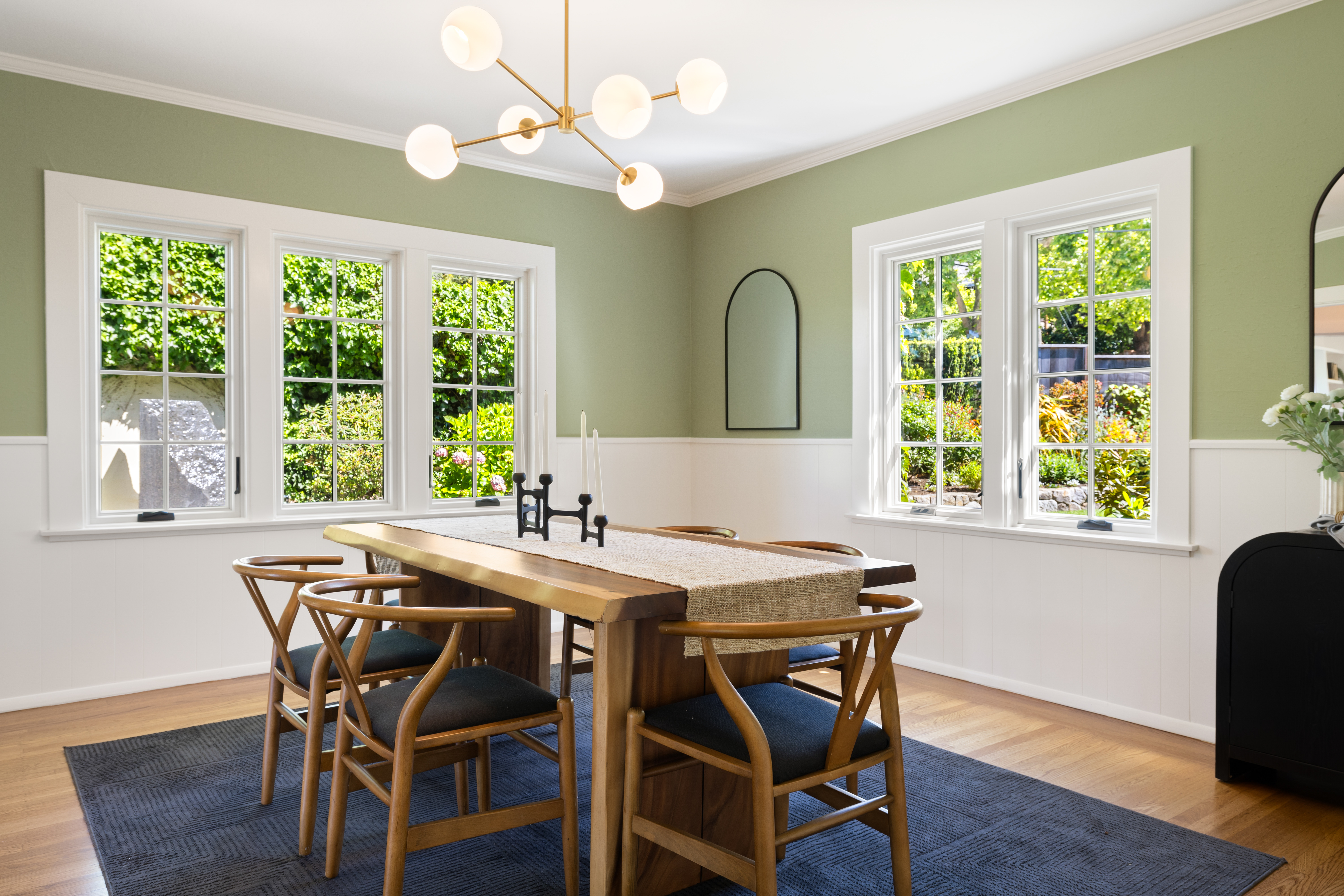  Timeless Berkeley Hills Gem with Spectacular Gardens and Bay Views - 物件實景