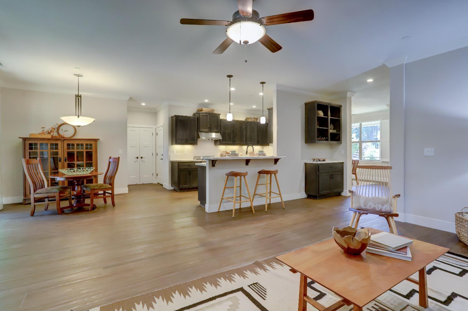 Grass Valley, California, 95945, United States, 4 Bedrooms Bedrooms, ,2 BathroomsBathrooms,Residential,For Sale,1937663