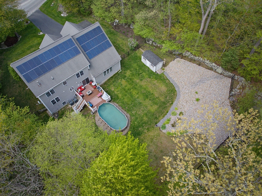 Northbridge, Massachusetts, 01534, United States, 4 Bedrooms Bedrooms, ,2 BathroomsBathrooms,Residential,For Sale,1977320
