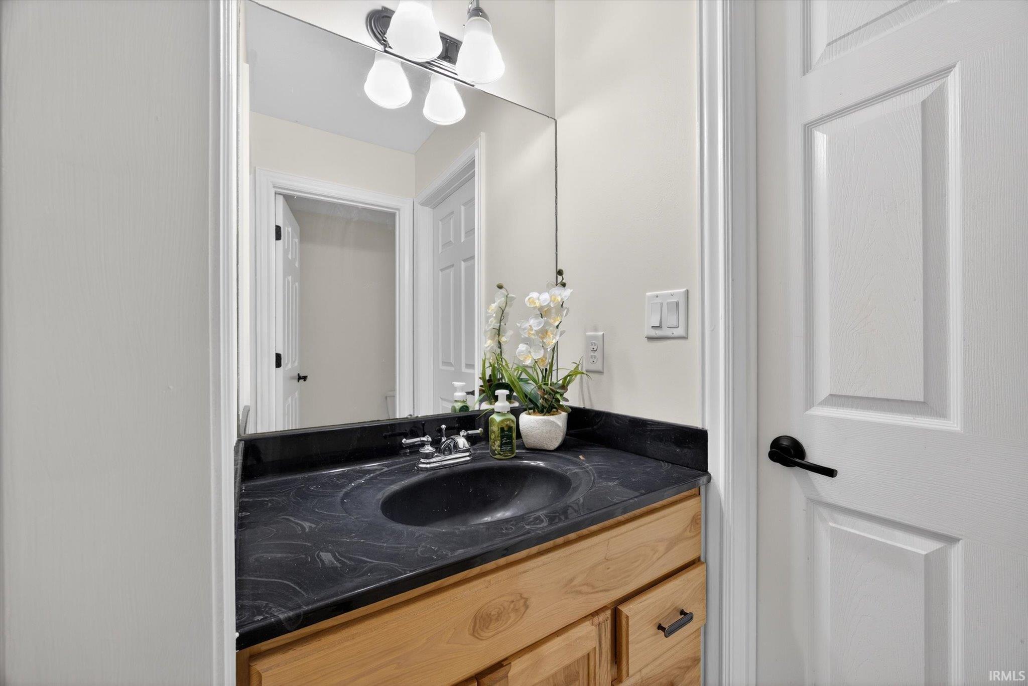 Bloomington, Indiana, 47401, United States, 4 Bedrooms Bedrooms, ,6 BathroomsBathrooms,Residential,For Sale,2048103