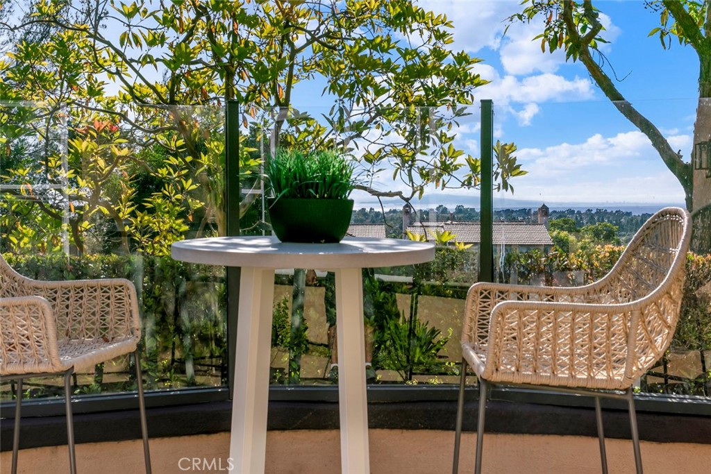 Newport Coast, California, 92657, United States, 5 Bedrooms Bedrooms, ,4 BathroomsBathrooms,Residential,For Sale,1991389