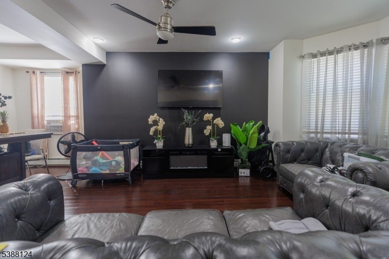 East Orange City, New Jersey, 07017-1719, United States, 4 Bedrooms Bedrooms, ,3 BathroomsBathrooms,Residential,For Sale,1978198