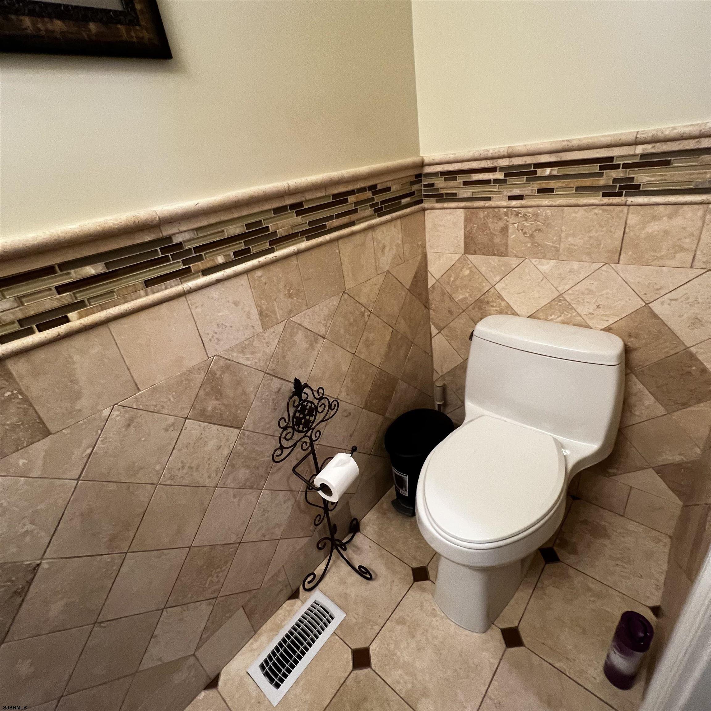 Mays Landing, New Jersey, 08330, United States, 4 Bedrooms Bedrooms, ,3 BathroomsBathrooms,Residential,For Sale,2040411