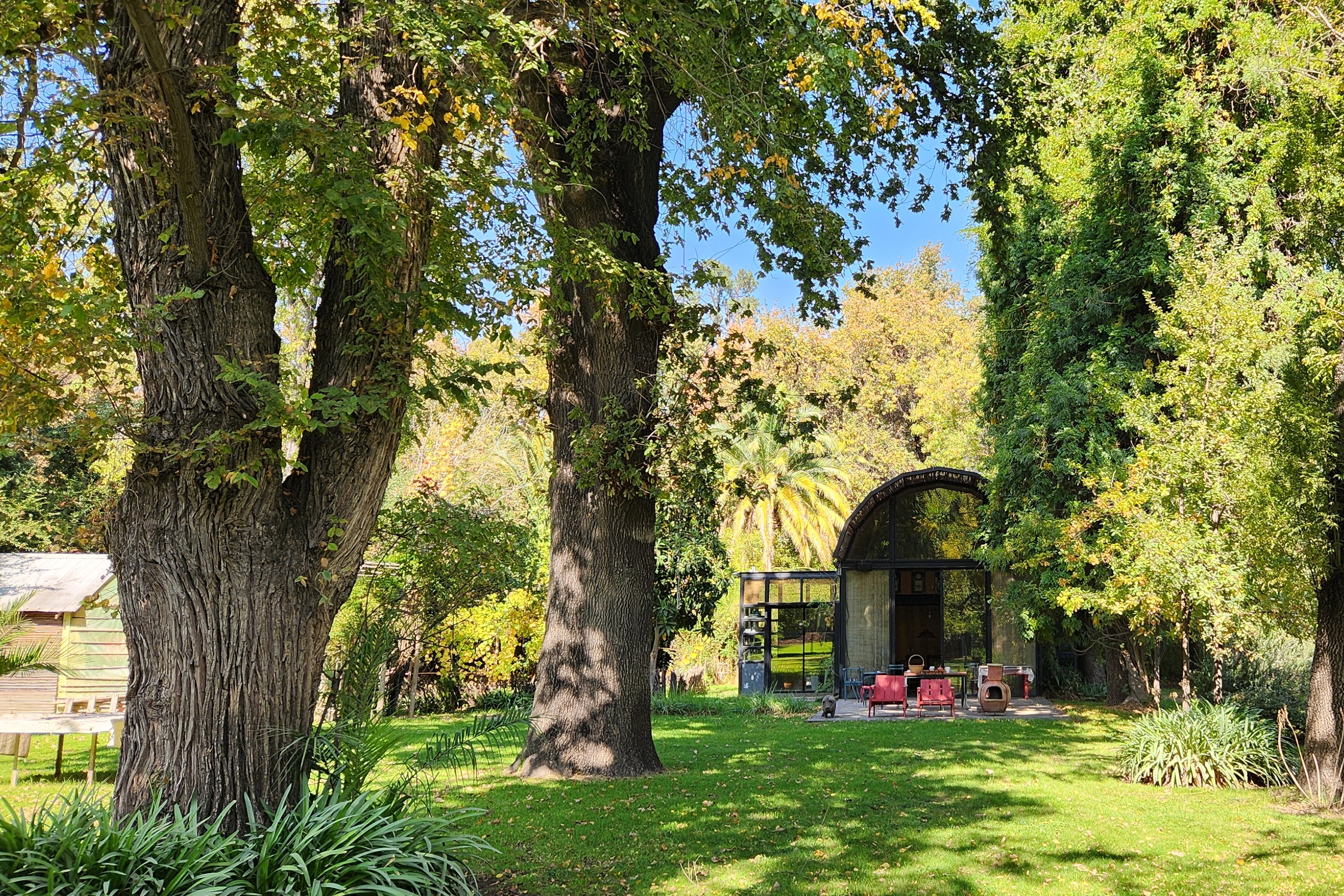  Two Houses within a Century-Old Park on a 1-Hectare Estate in Pirque - 物件實景