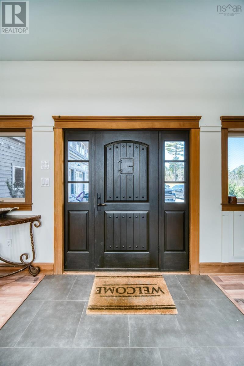 LAKE LOON, Nova Scotia, B2W 6C8, CA, 6 Bedrooms Bedrooms, ,6 BathroomsBathrooms,Residential,For Sale,1836689