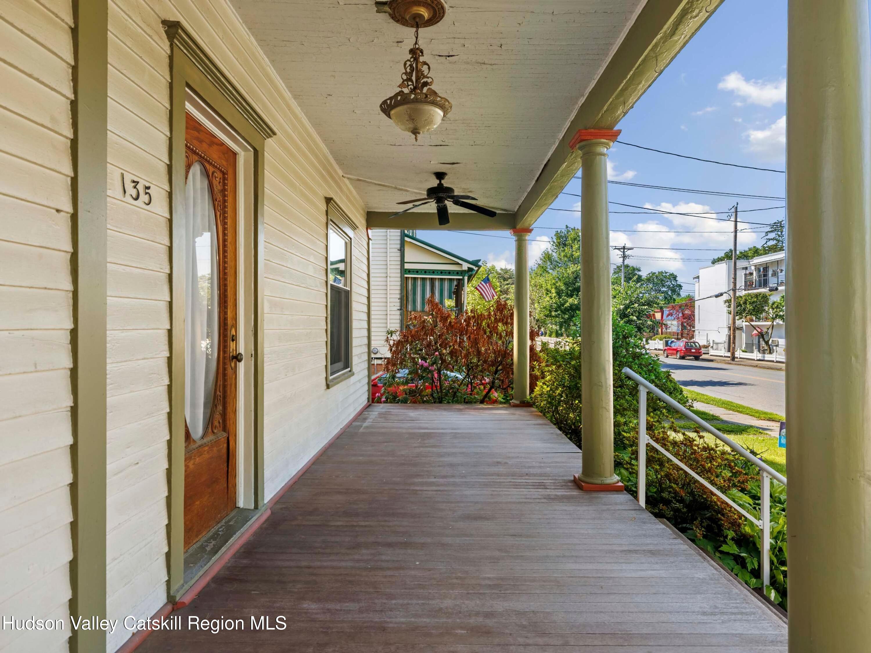 Saugerties, New York, 12477, United States, 3 Bedrooms Bedrooms, ,2 BathroomsBathrooms,Residential,For Sale,1874966
