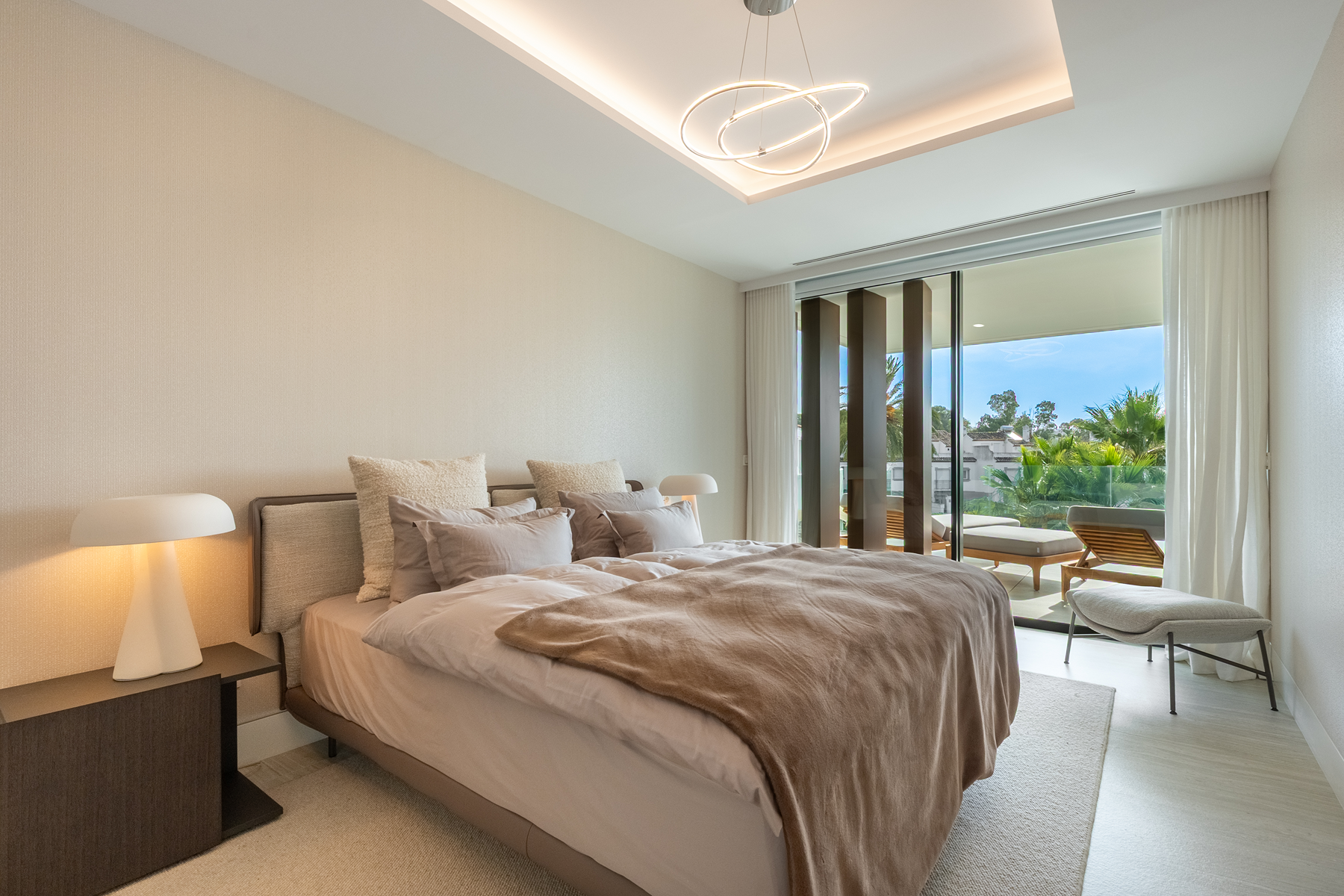  Beachfront apartment with exceptional resort amenities in Estepona - 物件實景